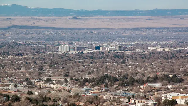 Albuquerque and the surrounding mesa