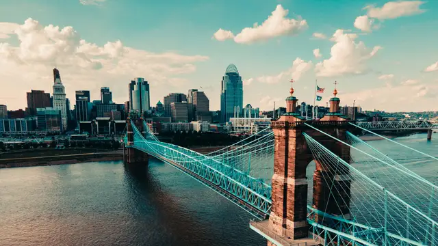Cincinnati skyline and the Roebling Suspension Bridge
